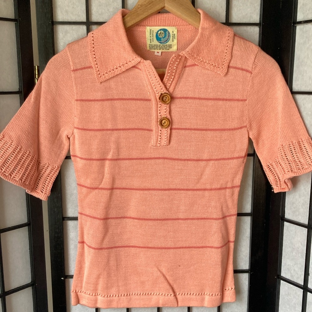 Vintage Beewear knit blouse, short sleeve, salmon pink